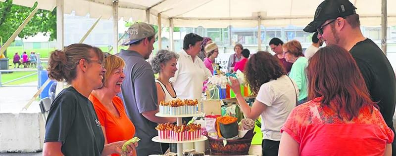 La Matinée gourmande de Saint-Valérien-de-Milton est une belle occasion de mettre en valeur les producteurs, les transformateurs et les artisans de la région. Mathieu Robineau