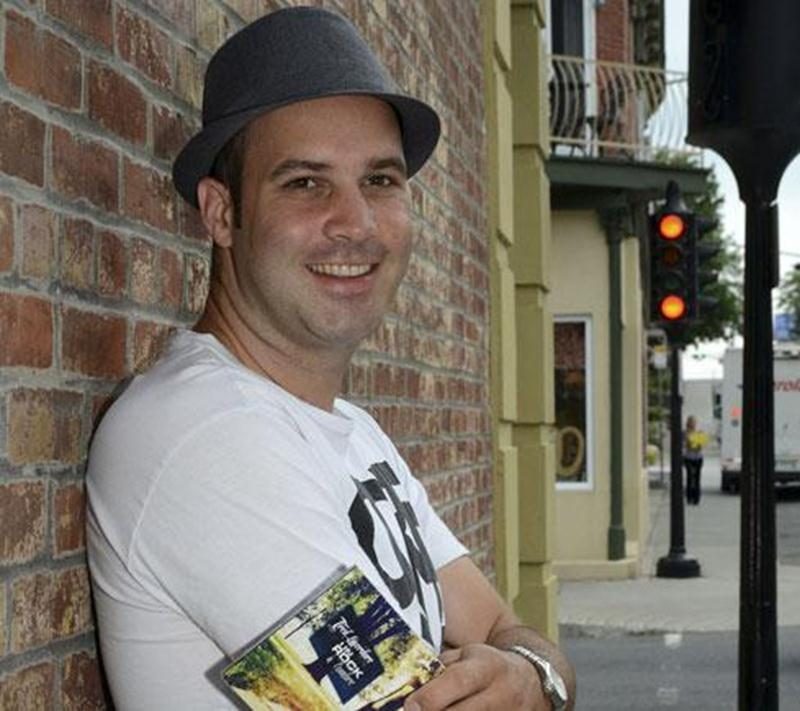 Fred Laverdure a lancé son premier album <em>Un rock à l'ombre</em> le vendredi 27 juin.