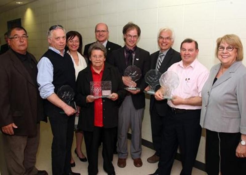 Les récipiendaires des prix Distinction-famille.