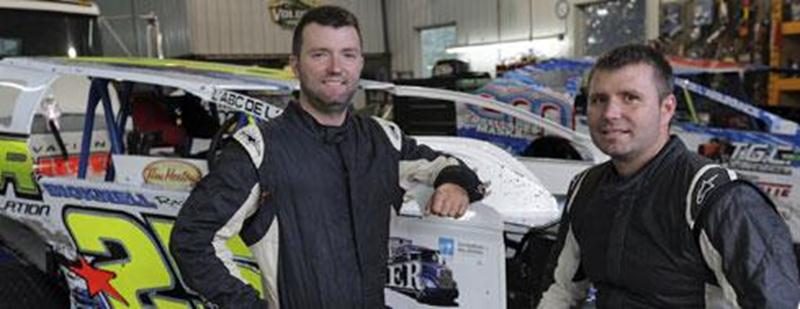 Les frères François et Steve Bernier figurent tous deux parmi le top 5 de la classe modifié à l'Autodrome de Granby à la mi-saison.