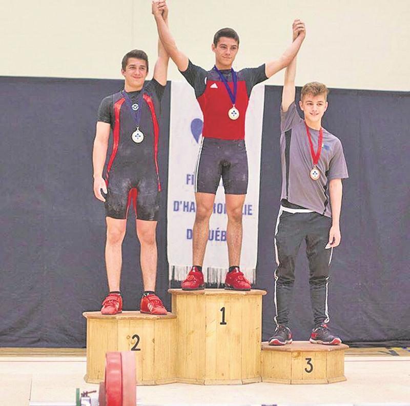 Les frères Matt et Shad Darsigny ont régné dans la catégorie des 62 kg, terminant 1er et 2e.  Photo Courtoisie