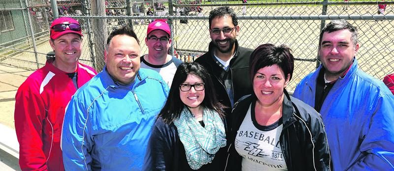 L’équipe de Baseball St-Hyacinthe a pu compter sur la collaboration de Dame nature pour l’ouverture officielle de sa saison 2015. Photo Robert Gosselin | Le Courrier ©