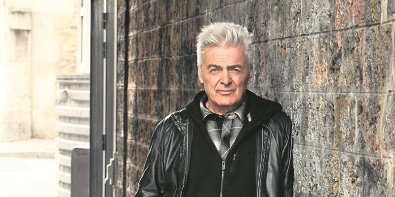 On ne sait pas trop comment il va y arriver entre ses spectacles au Québec, ceux en Europe et ses éventuelles sessions en studio, mais Daniel Lavoie assure qu’en 2017, il essayera de se reposer.  Photo courtoisie