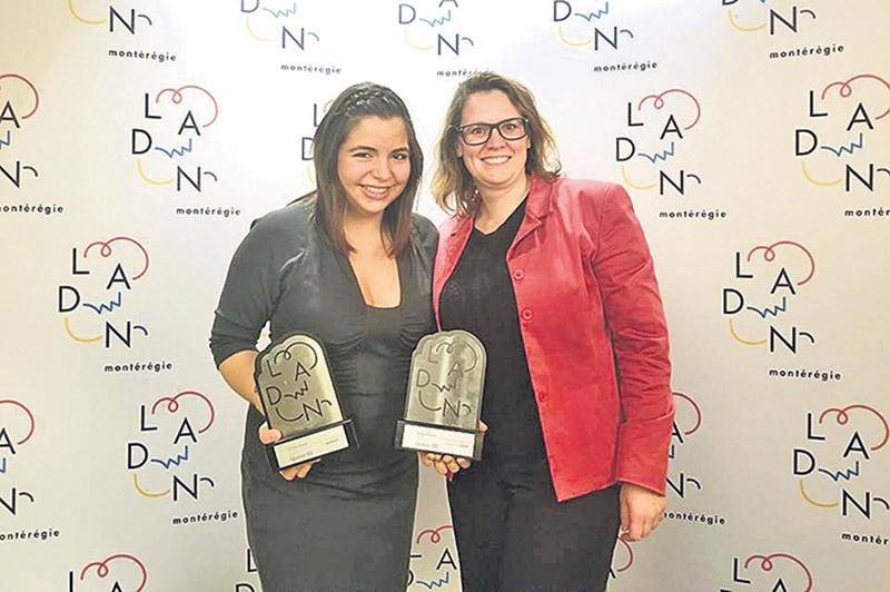 Lorena Meneses, propriétaire de Mareiwa Café colombien, a remporté le « Grand Prix LADN » ainsi que le prix « Audace » dans le cadre du concours LADN Montérégie 2018. On la voit ici en compagnie de Karine Guilbault, de Saint-Hyacinthe Technopole, qui parrainait sa candidature.  Photo courtoisie