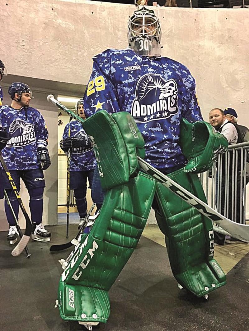 Philippe Desrosiers a joué avec trois équipes différentes au cours de la dernière saison, dont les Admirals de Norfolk à qui il a été « prêté » dans la ECHL. Photo Facebook