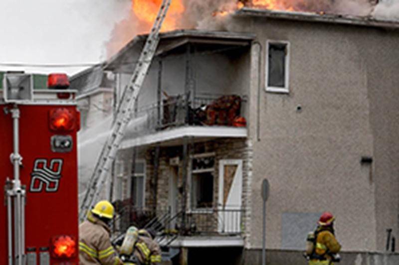 Cinq logements ravagés par les flammes