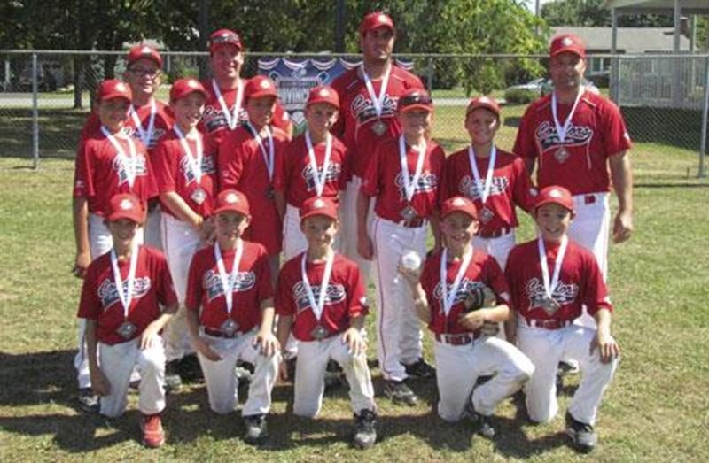Les Condors de Saint-Hyacinthe moustique AA ont obtenu la troisième place lors des championnats provinciaux de baseball moustique, le 3 septembre, aux Loisirs Douville. Sur la photo : première rangée; Anthony Fournier, Jérémy Brunelle, Mathis Auger, Chad Provost et Charles Desmarais. Deuxième rangée; Edouard Charron, Elliot Desnoyers, Cédric Degranpré, Jérémy Lachance, Thomas Lemelin, Frédéric Archambault et Jocelyn Auger (adjoint). Troisième rangée; Steve Lachance (gérant), Stéphane Lemelin (ad