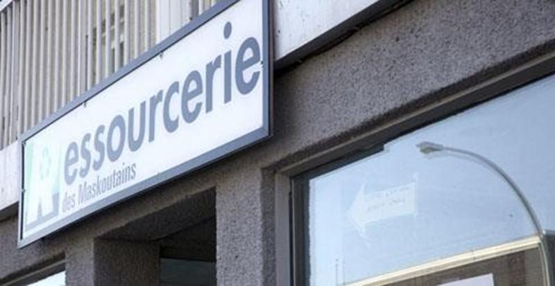Étouffée par une situation financière intenable, La Ressourcerie d'Acton et des Maskoutains a pris la difficile décision de se saborder. Le magasin de Saint-Hyacinthe a fermé ses portes cette semaine.