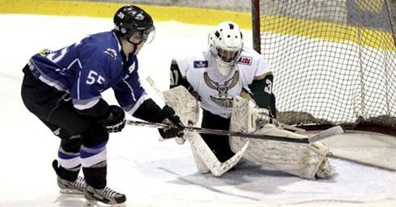 Nicolas Lachance a réalisé 35 arrêts dans la victoire des Lauréats. Il a été nommé le joueur du match.