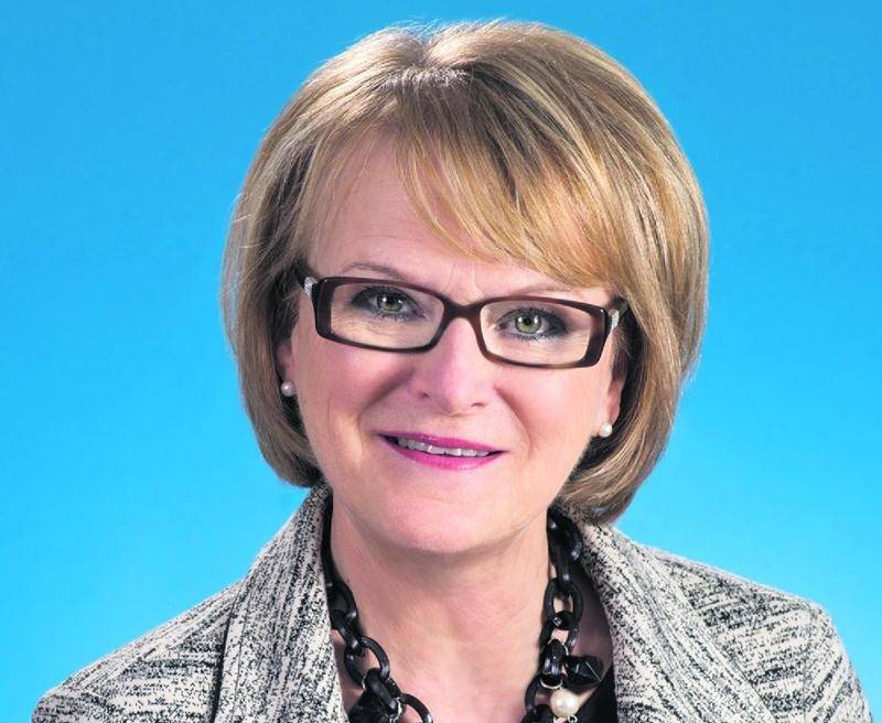 Nicole Ménard, députée de Laporte et présidente du caucus du gouvernement, vient d’être nommée à titre de députée marraine du comté de Saint-Hyacinthe.