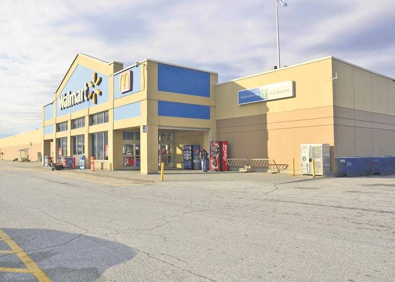 Le processus est enclenché pour convertir le Walmart de Saint-Hyacinthe en Supercentre. Photo François Larivière | Le Courrier ©