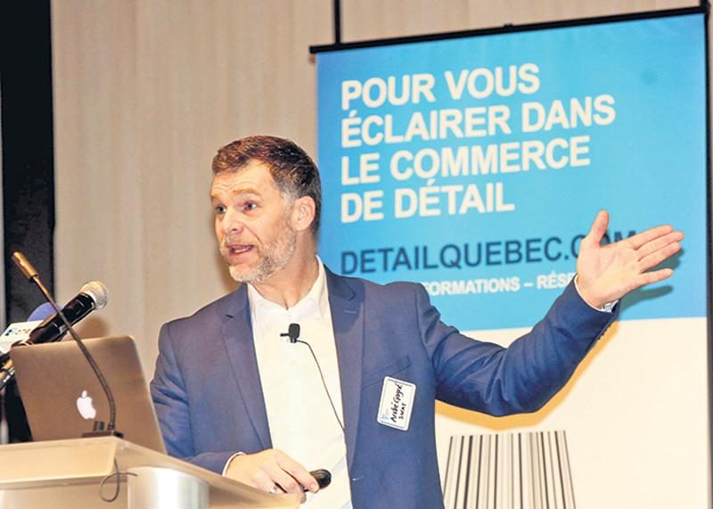 Dans le cadre d’un déjeuner-conférence organisé au Centre de congrès de Saint-Hyacinthe, André Gagné, un expert en stratégie numérique, a présenté les avantages des sites Web transactionnels dans le secteur du commerce de détail. Photo Robert Gosselin | Le Courrier ©