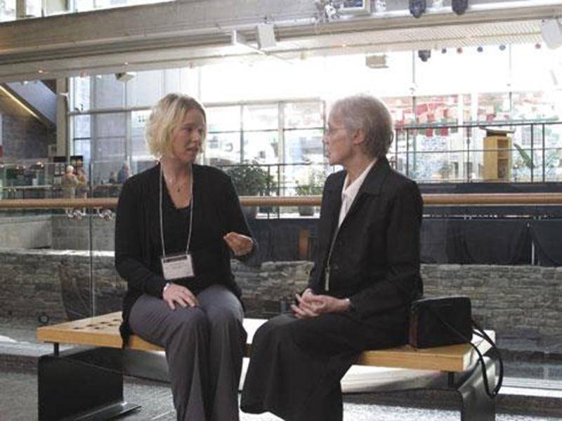 Anick Chandonnet et soeur Suzanne Gloutnez ont participé au 78<sup>e</sup> Congrès de la Société canadienne d’histoire de l’Église catholique à Québec.