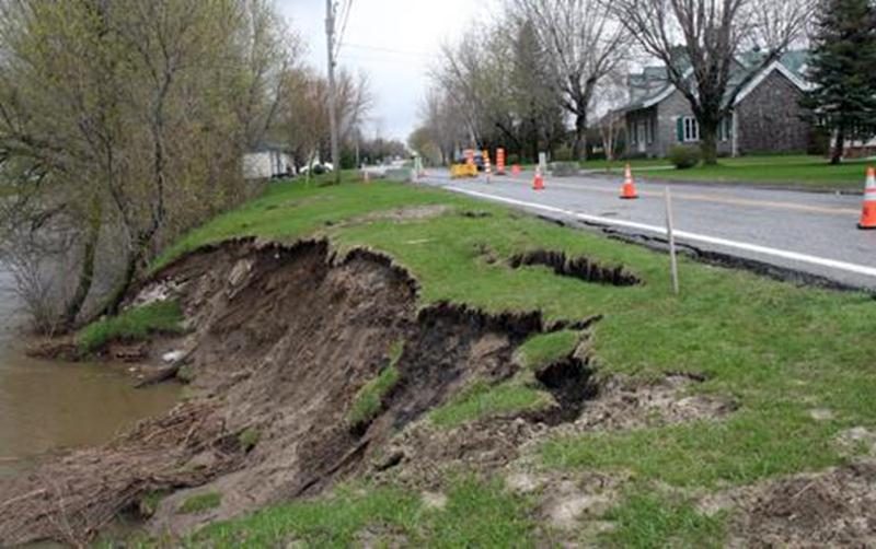 Le rang du Bas-de-la-Rivière, à Saint-Pie, est complètement fermé à la circulation.