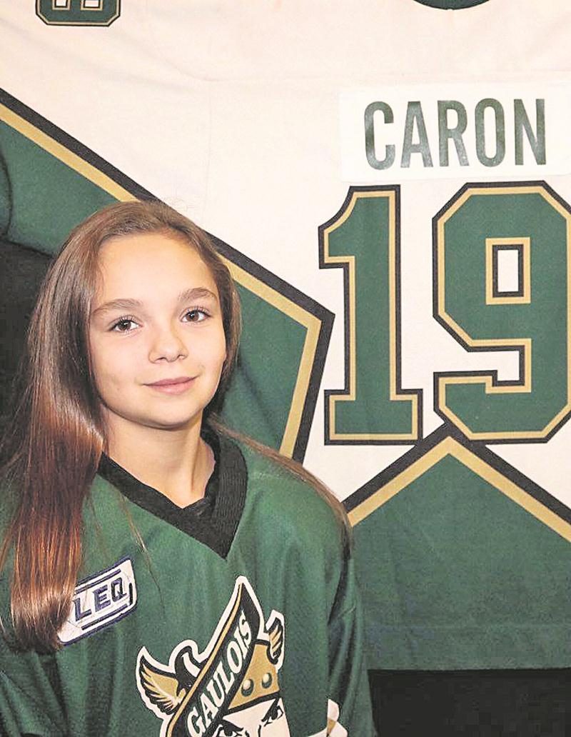 Éloïse Caron s’aligne habituellement avec les Gaulois d’Antoine-Girouard pee-wee AAA relève, mais fera une incursion au sein d’une équipe d’étoiles toute féminine dans le cadre du Tournoi international de hockey pee-wee de Québec. Photo Courtoisie