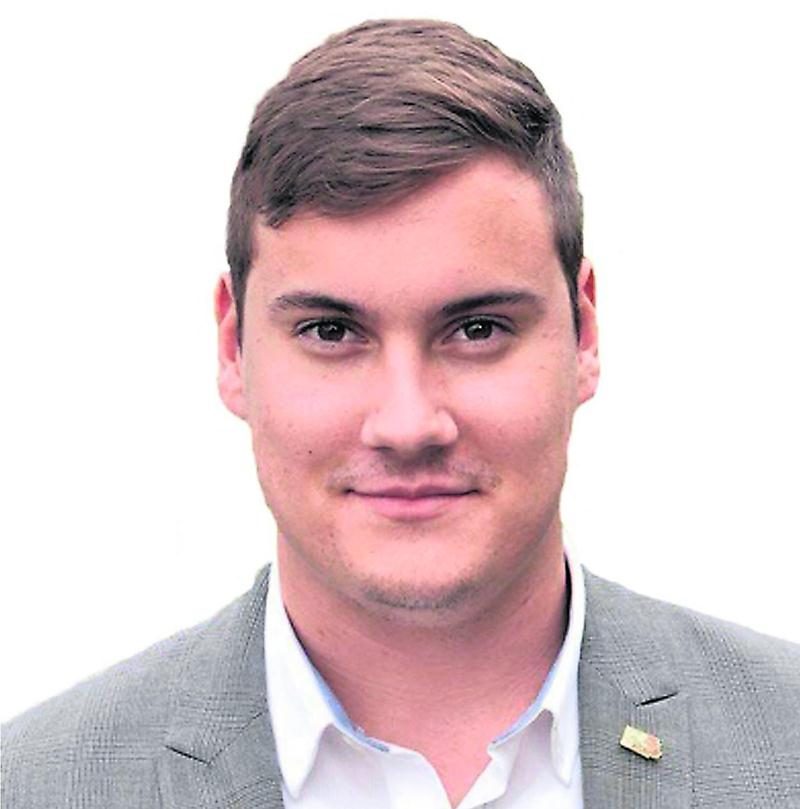 Yanéric Bisaillon, l’employé de la députée néo-démocrate de Saint-Hyacinthe, poursuit pour plus d’un million de dollars l’étudiante de l’Université d’Ottawa qui a allégué avoir subi du harcèlement sexuel de sa part. Photothèque | Le Courrier ©