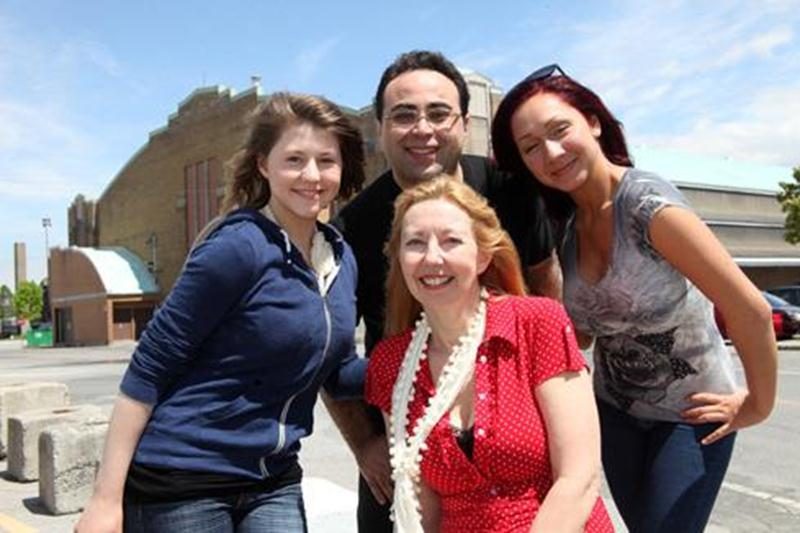 Marianne Ruel, Johanne Dufresne, Élizabeth Blouin-Brathwaite et Karl André Végétarian, responsable des communications pour l'Expo de Saint-Hyacinthe, espèrent faire du Concours Jeunes Talents 2011 un franc succès!