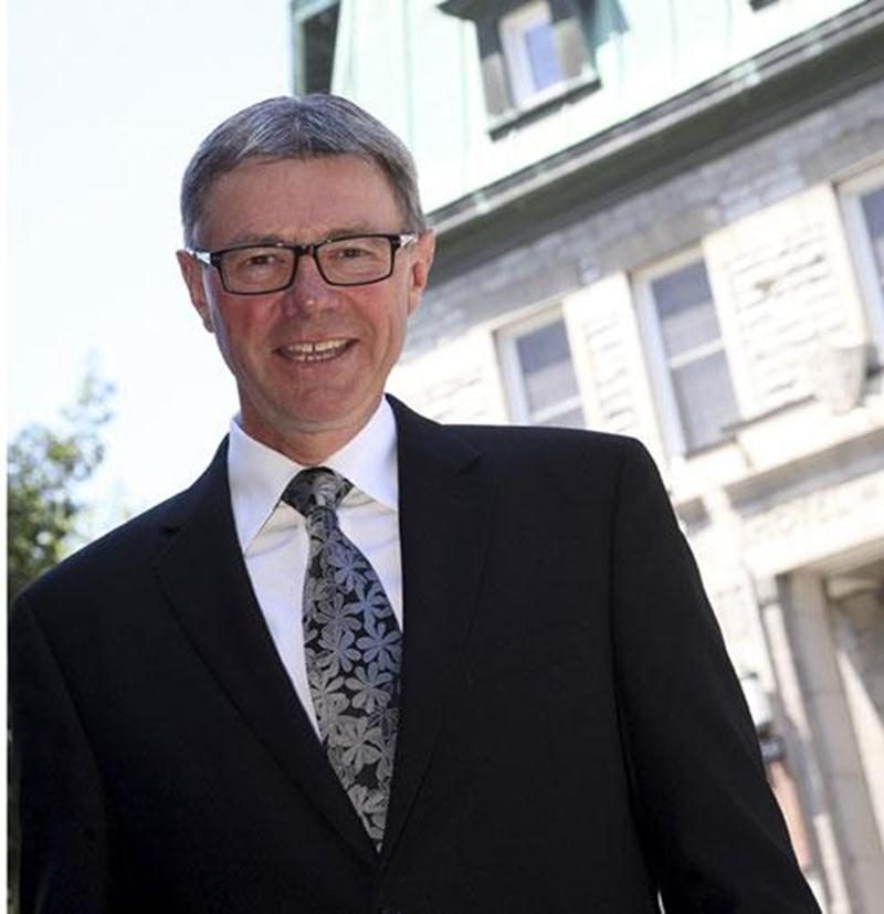 Claude Corbeil est le second candidat à briguer la mairie de Saint-Hyacinthe.