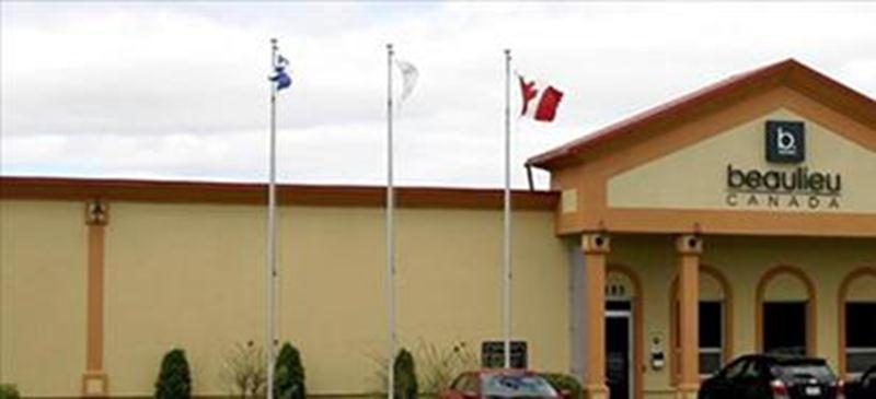 Le siège social de Beaulieu Canada et l’usine d’Acton Vale sont situés au 335, rue de Roxton. Photo Le Courrier de Saint-Hyacinthe, le 28 mai 2015
