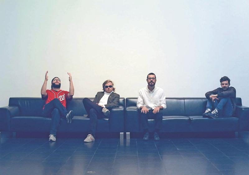 « Le but de ce EP est de voir si on peut en arriver à faire un vrai album. Ça serait notre prochaine étape », croit Olivier Legault (deuxième à gauche), qui travaille déjà sur du nouveau matériel avec le groupe. Crédit : Kevin Le Murphy