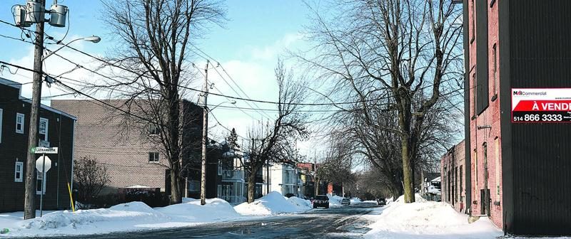 La question du stationnement soulève bien des questions dans le dossier de la revitalisation du site de la Goodyear et de l’E.T. Corset. Photo François Larivière | Le Courrier ©