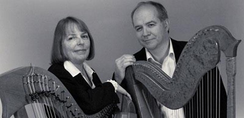 Les harpistes Robin Grenon et Gisèle Guibord présenteront le concert <em>Harpes d'Irlande et du Paraguay</em> à l'église du Précieux-Sang, secteur La Providence, le dimanche 20 mai, dès 14 h, à l'occasion d'un spectacle-bénéfice au profit de la Fabrique de la paroisse ainsi qu'aux oeuvres de charité pour Haïti. Entouré par leurs harpes celtiques et paraguayennes, le duo interprètera des oeuvres classiques, passant d'un style à l'autre, en racontant les pièces en mots et en émotions. Aussi reconn