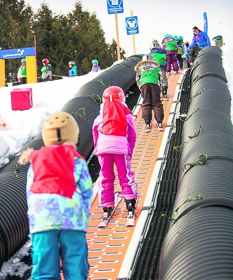 Les enfants pourront apprivoiser les différentes étapes de la pratique du ski alpin au parc Les Salines.