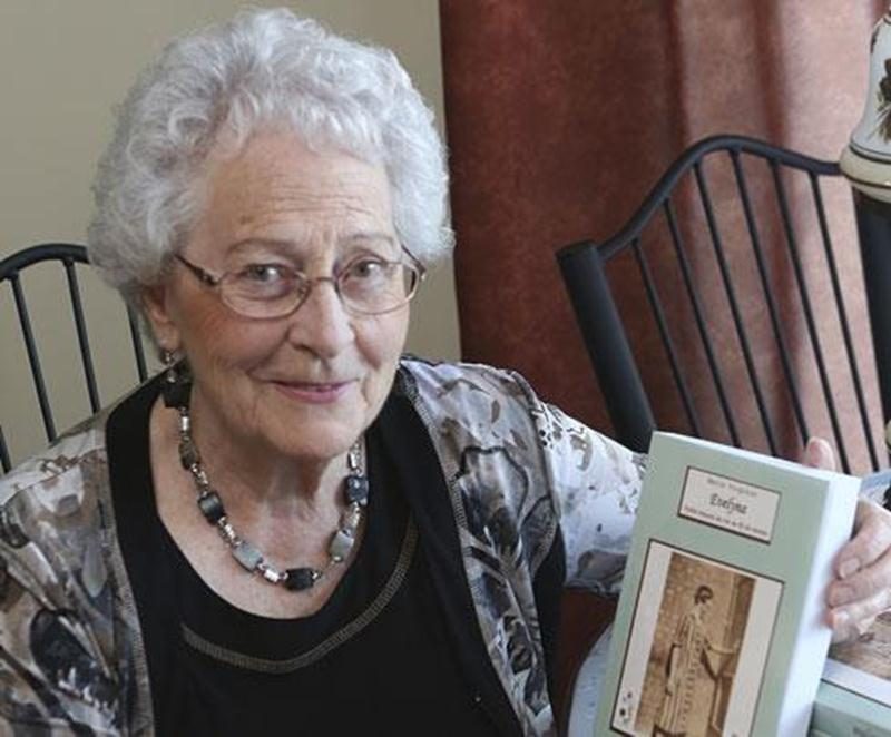 La Valoise d'origine Pauline Brunel organise le lancement de son livre <em>Marie Virginie Évelina : petit trésor de vie au fil du temps</em> le samedi 19 octobre à la bibliothèque T.-A.-St-Germain. L'auteure, auparavant enseignante, invite la population de 14 h à 16 h à venir découvrir l'histoire de la famille Lemay de Valcourt et le cheminement de cette dernière depuis le premier arrivé au Québec. Cet ouvrage traite de psychologie, d'intérêt à la science, de poésie et de spiritualisme. Le livre