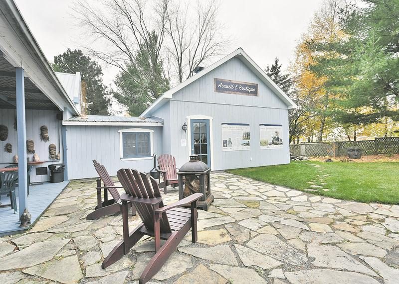 L’entreprise agroalimentaire de Saint-Valérien-de-Milton, La Rabouillère vient d’agrémenter son offre en ouvrant une boutique de produits faits maison. Photo François Larivière | Le Courrier ©