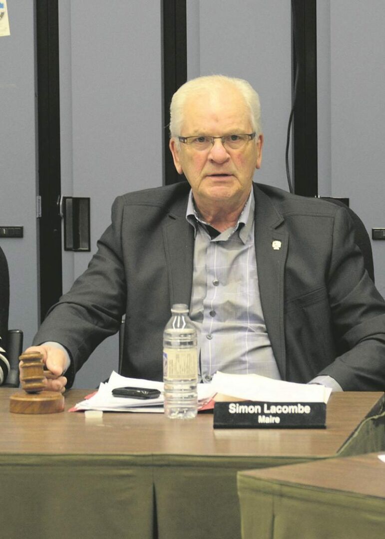 Le maire de Sainte-Marie-Madeleine, Simon Lacombe, a voté contre l’étude de fusion et promet à nouveau de se battre pour contrecarrer le projet.