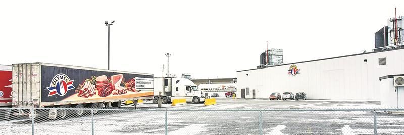 Les employés de l’usine Olymel/Flamingo du secteur Sainte-Rosalie se sont entendus sur les termes d’une nouvelle convention collective. Photothèque | Le Courrier ©