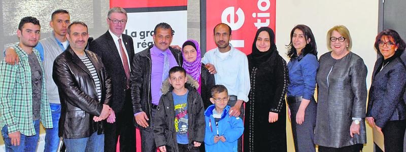La première activité de la Caravane de sensibilisation de Forum 2020 sur la culture syrienne a eu lieu le 20 avril aux Loisirs Bourg-Joli. Le maire de Saint-Hyacinthe, Claude Corbeil et la préfet de la MRC des Maskoutains, Francine Morin, ont assisté à cette rencontre animée par Ana Luisa Iturriaga, directrice générale de Forum 2020 (à l’extrême droite). Photo Martin Grenier