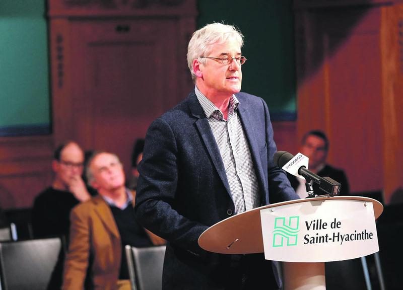 Émile Bouchard, vice-doyen de la Faculté de médecine vétérinaire. Photo Robert Gosselin | Le Courrier ©