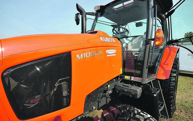 Le fabricant japonais de tracteurs et d’équipements lourds Kubota a profité d’Expo-Champs pour présenter sa nouvelle gamme de produits de série M. Photo François Larivière | Le Courrier ©