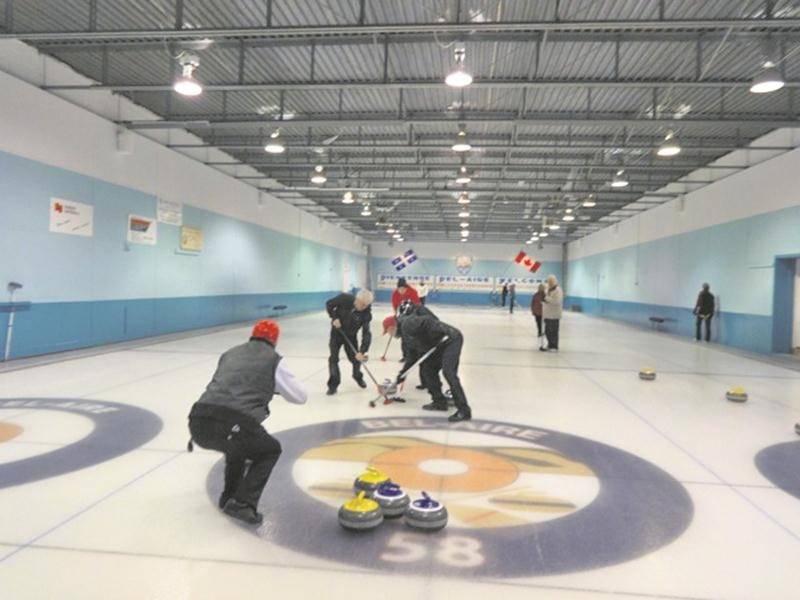 Le club de curling Bel-Aire tiendra ses portes ouvertes du 12 au 14 octobre. Photo Courtoisie