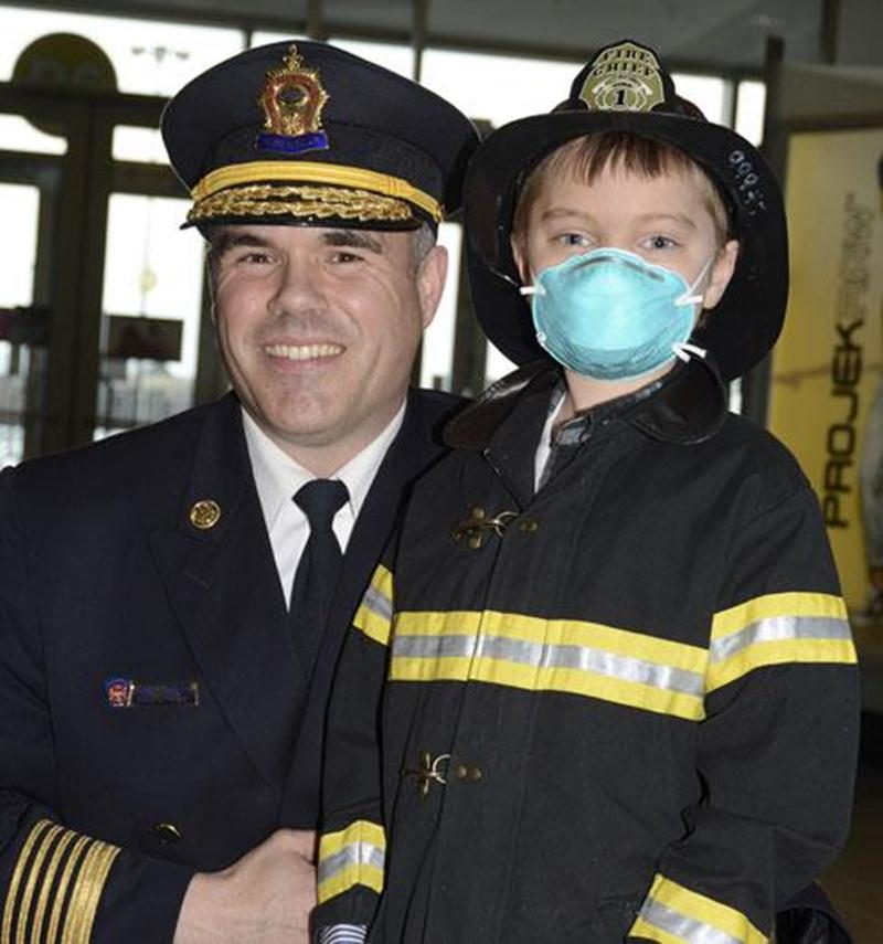 Le président et directeur du service de Sécurité incendie de la Ville de Saint-Hyacinthe, Daniel Dubois, s'est déjà trouvé une nouvelle recrue en Samuel Leblanc.