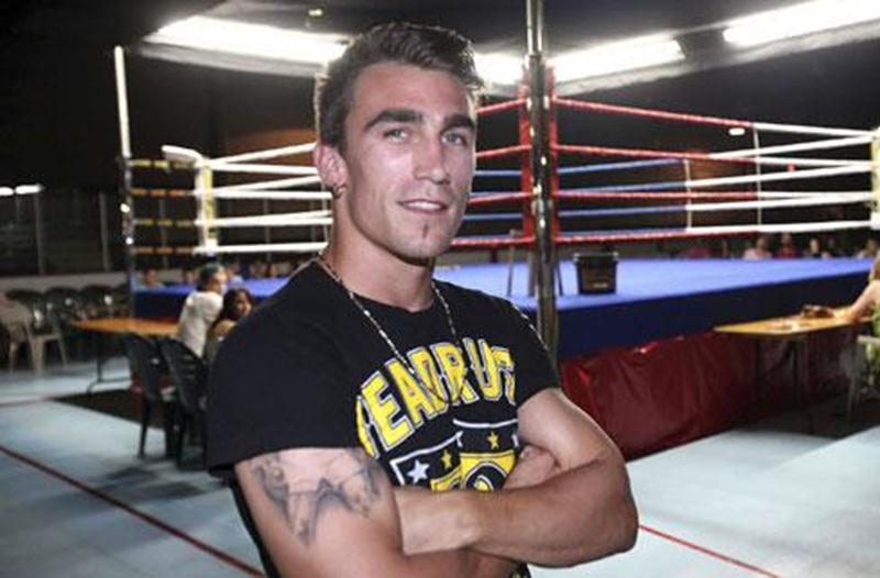 Michael Gadbois a signé une entente avec Eye of the Tiger Management lui assurant « plusieurs combats » à venir, dont un premier le 28 juin à Pointe-Claire.