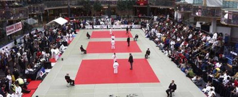 Le site de compétition du Championnat international de judo d'Edmonton, au West Edmonton Mall.