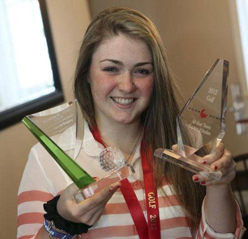 Pour ajouter à une année 2012 exceptionnelle, la golfeuse Valérie Tanguay a été nommée joueuse junior féminine de l'année par Golf Québec.
