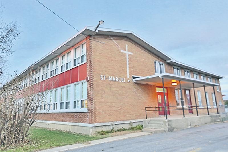 L’immeuble Saint-Marcel est considéré tellement en mauvais état qu’une reconstruction s’avère l’option la plus économique, selon les évaluations de la CSSH. Photo Robert Gosselin | Le Courrier ©