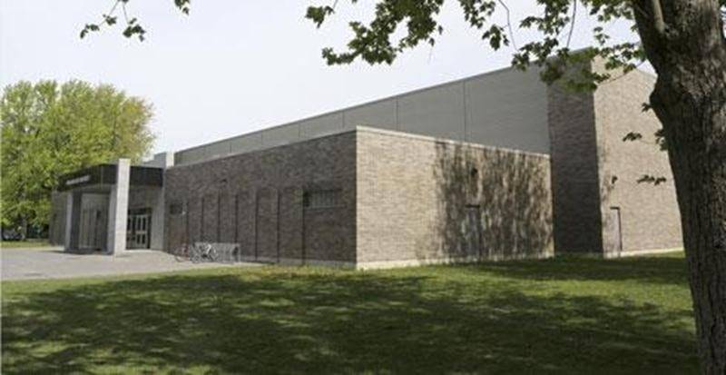 La location des anciens gymnases occupés par le Collège Antoine-Girouard rapportera 162 000 $ au Séminaire de Saint-Hyacinthe au cours de la prochaine année.
