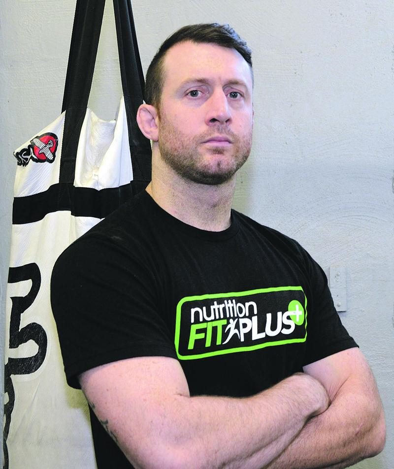 Francis Charbonneau devait disputer son premier combat de thaïboxing vendredi dernier. Photo François Larivière | Le Courrier ©