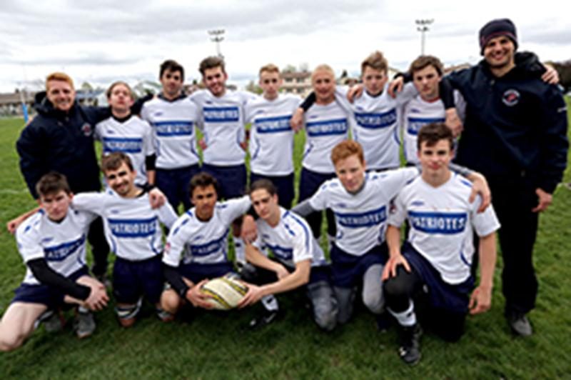 Au tour des garçons de se mettre au rugby