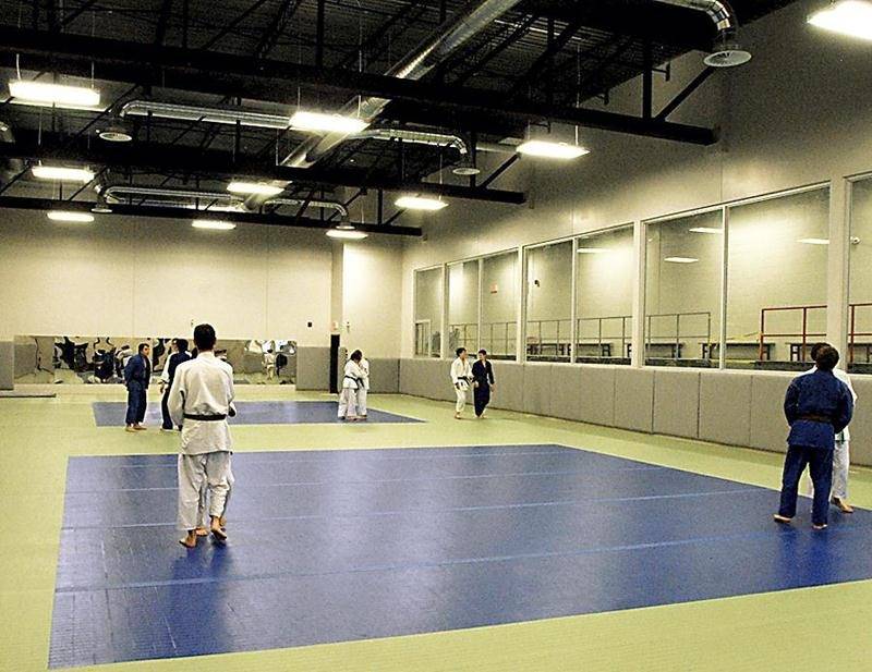 Le Club de judo de Saint-Hyacinthe a été le premier à pouvoir emménager dans le centre multisports C.-A.-Gauvin. Photo Martin Grenier