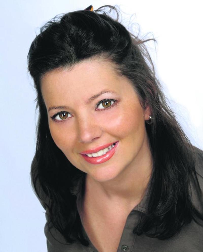 JoAnn Blais sera à la Librairie Buropro Citation de Saint-Hyacinthe pour une séance de dédicaces le jeudi 14 mai.