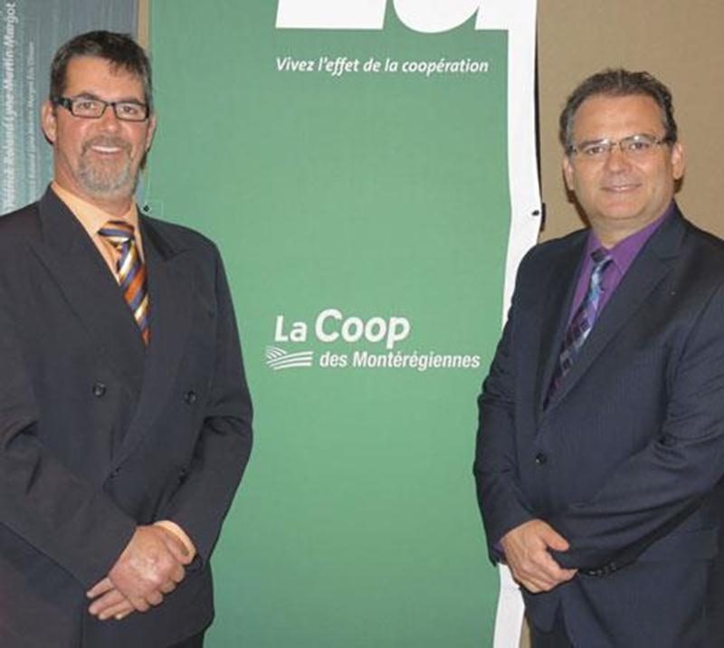 Sur la photo, Ernest-William Gasser (à gauche), président de La Coop des Montérégiennes, et Christian Massé, directeur général de La Coop des Montérégiennes.