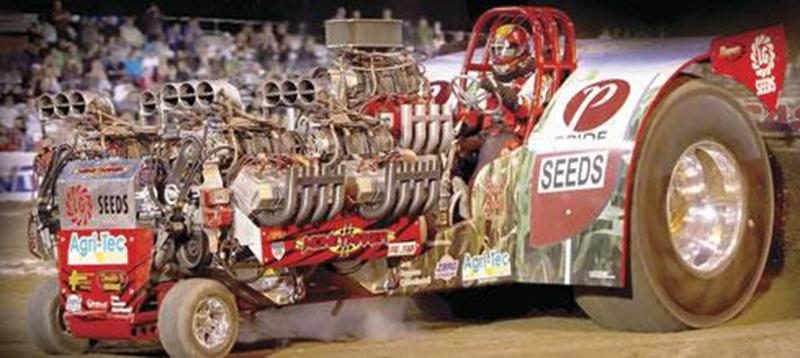 Le Grand National de tire de tracteurs présenté à Saint-Hyacinthe dans le cadre de l'Expo agricole sera de retour pour trois soirées cet été, soit les 29, 30 et 31 juillet. Plus de 70 compétiteurs seront de la partie avec leurs bolides figurant parmi les mieux cotés de leur catégorie en Amérique du Nord. Ils seront en compétition dans six classes différentes, à commencer par les camions 2 roues et 4 roues motrices, la classe invitation de camions Semi, la classe Heavy Super Stock et les modifiés