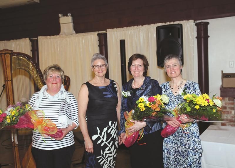 Sur la photo, de gauche à droite : Thérèse Choinière, récipiendaire du prix Honneur au mérite - Rayonnement, Jeannine Messier, présidente du Syndicat des agricultrices de la Montérégie-Est, Martine Bourgeois, récipiendaire du prix Agricultrice de l’année, et Diane Viau, récipiendaire de la mention spéciale Agricultrice de cœur.