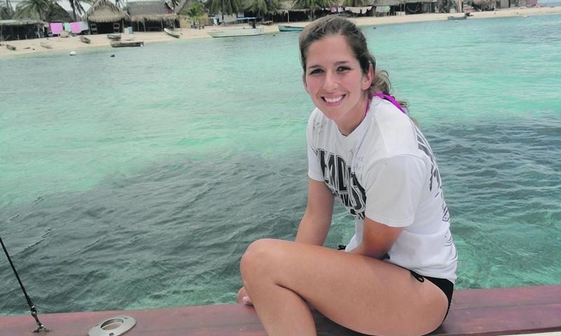 La Maskoutaine Maguy Deslauriers tentera de nager 15 kilomètres en sept heures au lac Massawippi afin d’amasser des fonds pour la recherche sur le cancer au CHUM. Photo courtoisie