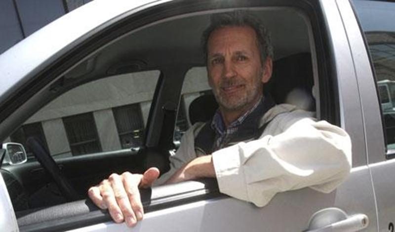 « Ce que nous voulons avant tout, c'est que chacun se rende à la maison en sécurité », soutient Yves Frenette, instigateur du service de raccompagnement les soirs d'après-bal.